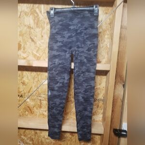 SPANX Camouflage Leggings - Dark Gray Woman Size Small